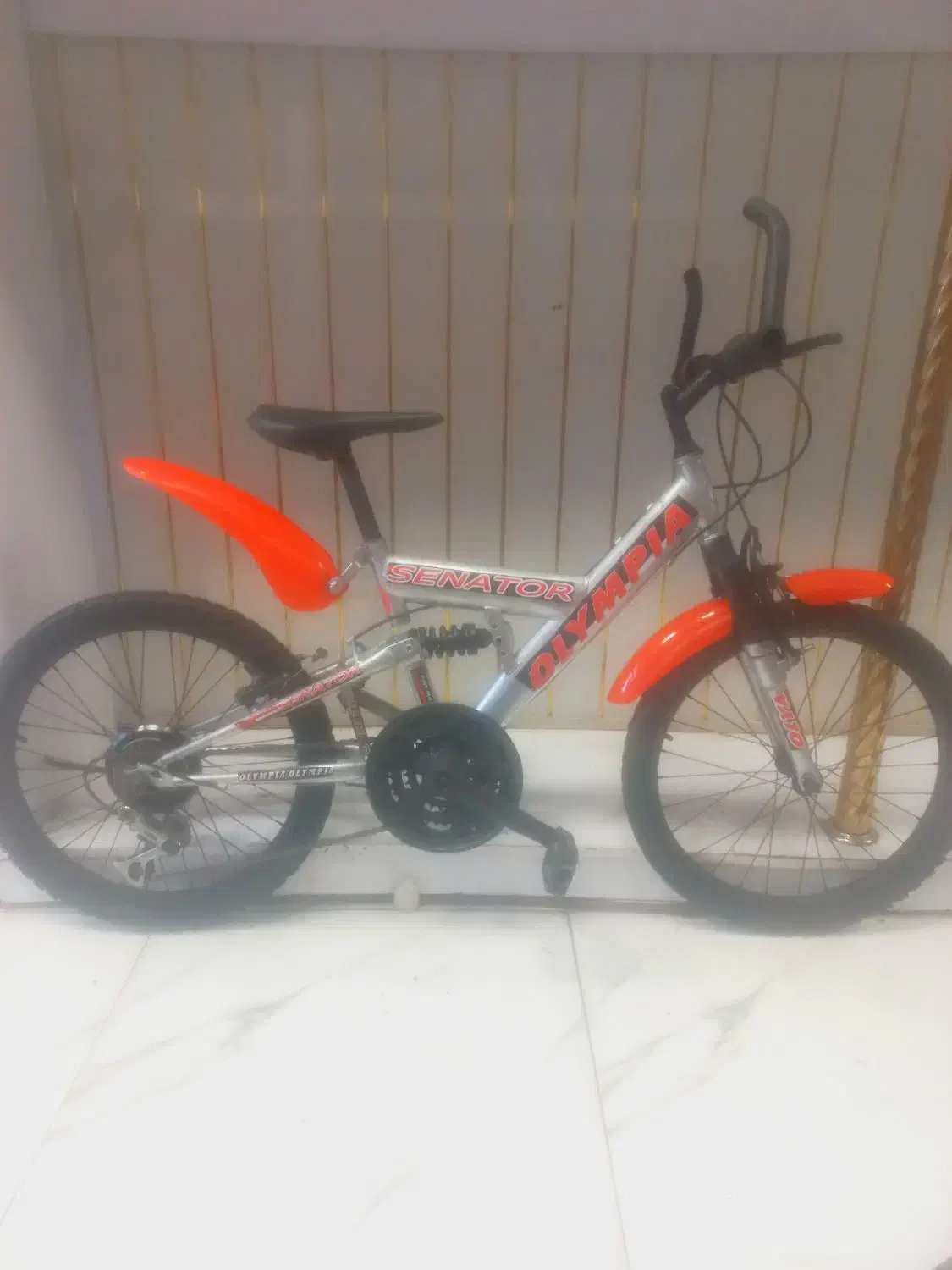 دوچرخه ۲۰ دنده ای کمک دار حرفه ای تمیز تمیز سالم|دوچرخه، اسکیت، اسکوتر|قم, شاه ابراهیم|دیوار