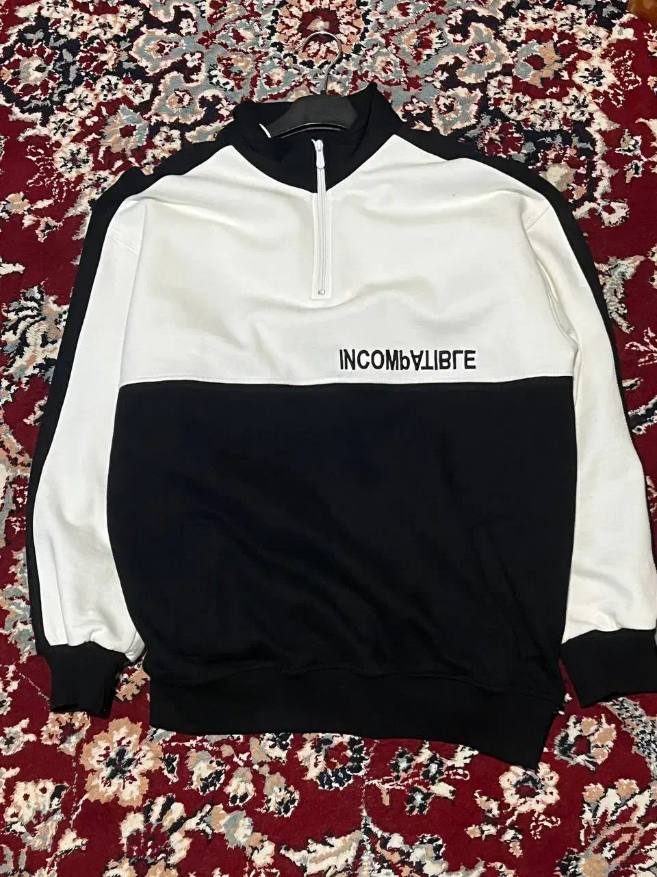 لباس مردانه|لباس|نور, |دیوار