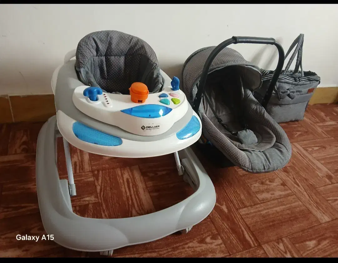 روروئک،گهواره،کریر،ساک وسایل|اسباب و اثاث بچه|فیروزآباد (فارس), |دیوار