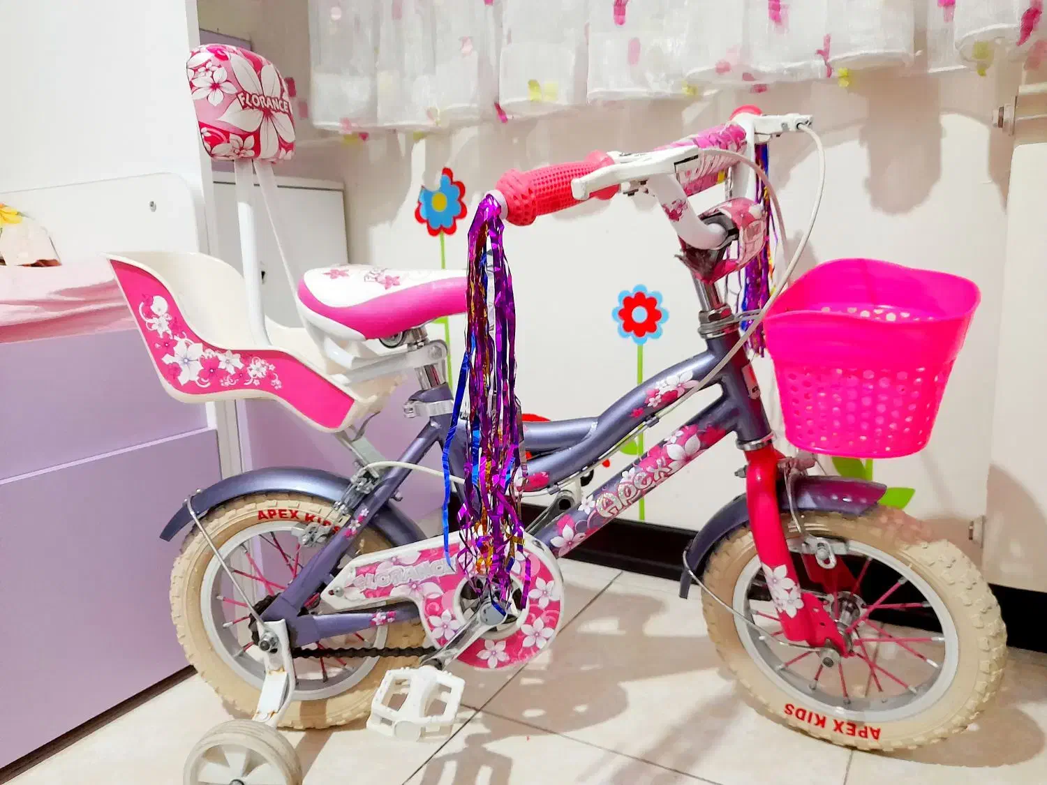 دوچرخه خارجی برند اپکس سایز ۱۲ مناسب هدیه|دوچرخه، اسکیت، اسکوتر|پردیس, فاز ۳|دیوار