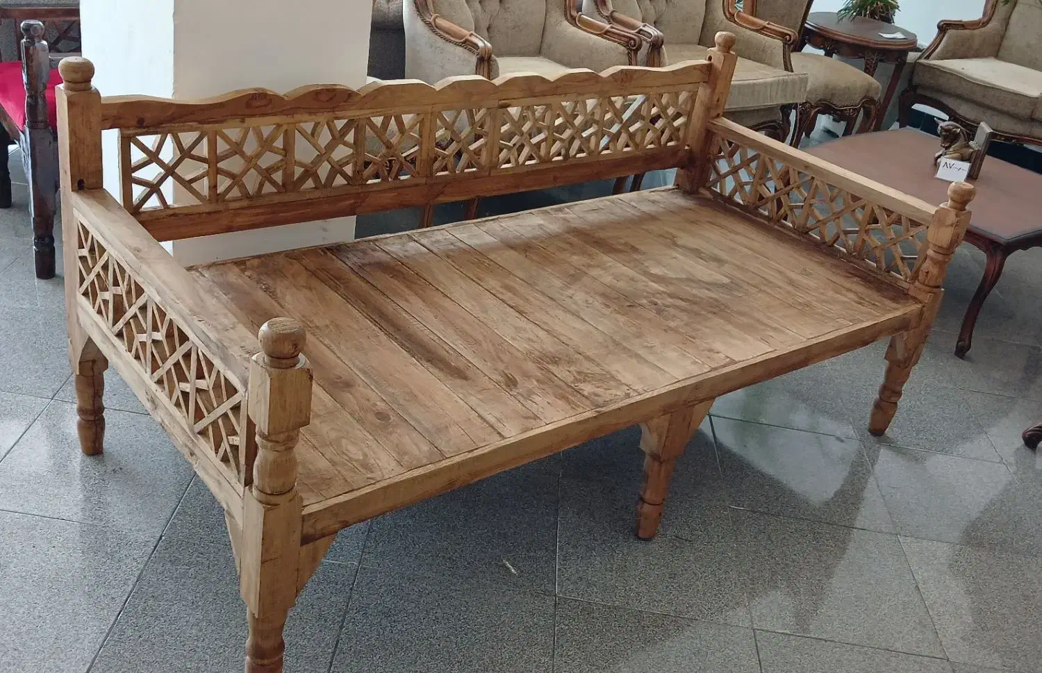 تخت سنتی چوبی گره چینی گیلان|مبلمان خانگی و میز عسلی|بندر انزلی, لیچارگی حسن رود|دیوار