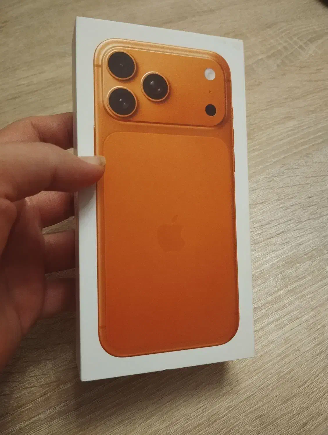 ۱۷ پرو مکس ۲۵۶ نارنجی|موبایل|تهران, فلسطین (میدان انقلاب)|دیوار