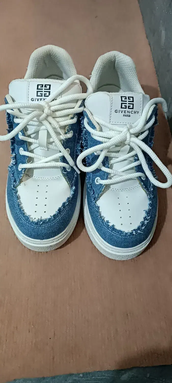 کتونی سایز39سالم اصلا پانخورده|کیف، کفش، کمربند|قم, علی آباد سعدگان|دیوار