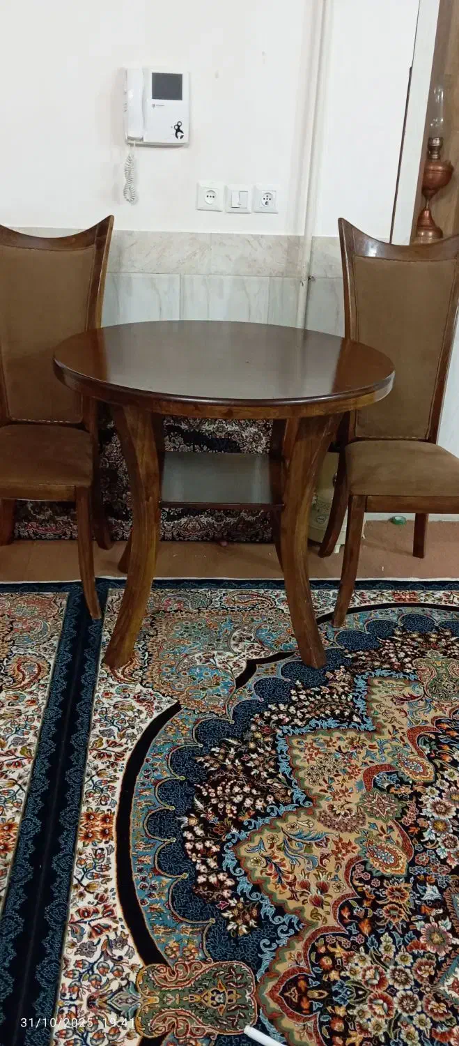 میز ناهار خوری دونفره|میز و صندلی غذاخوری|خرمدره, |دیوار