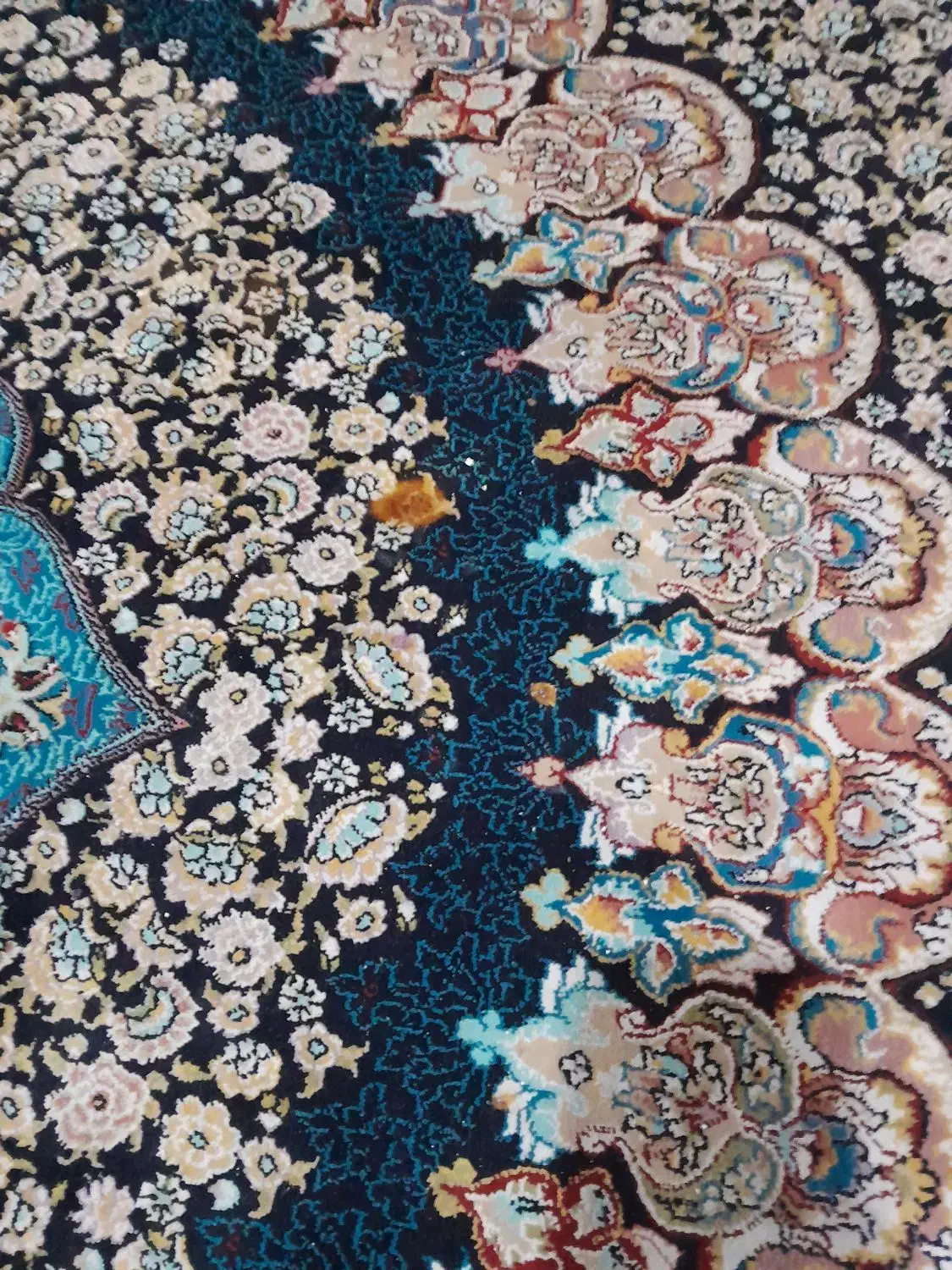 دوتا ۶متری|فرش|ری, علایین|دیوار