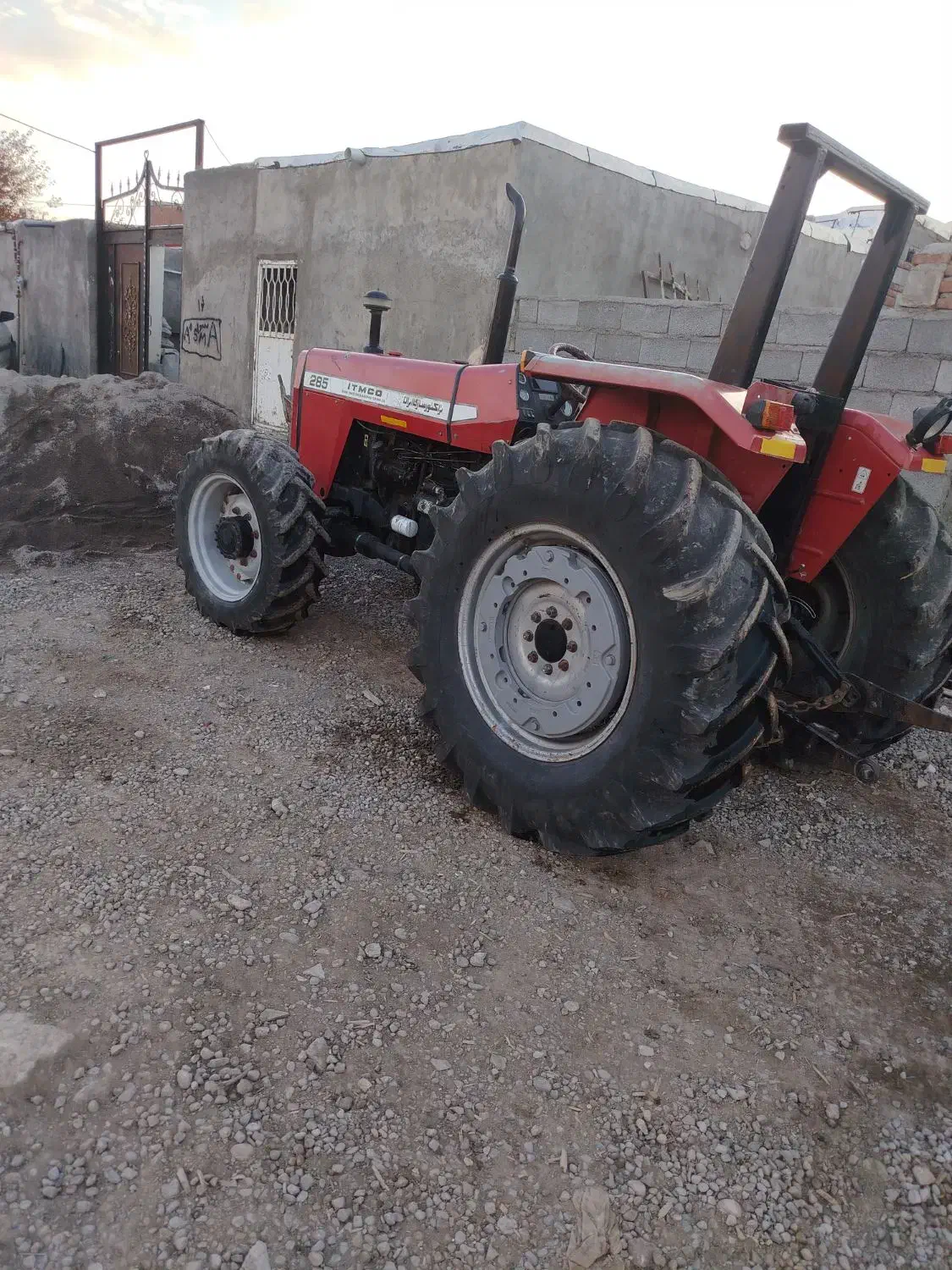 تراکتور285جفت‌‌کارخانه‌مدل1391|خودرو سنگین|سراجو, |دیوار