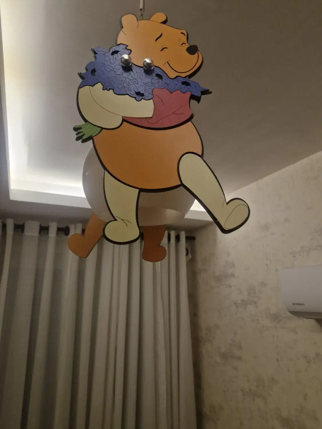 لوستر طرح پو|لوستر و چراغ آویز|توتکابن, |دیوار