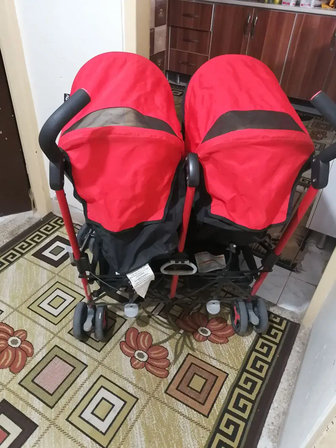 کالسکه دوقلو سالم ومحکم|کالسکه و لوازم جانبی|شیراز, ریاستی|دیوار