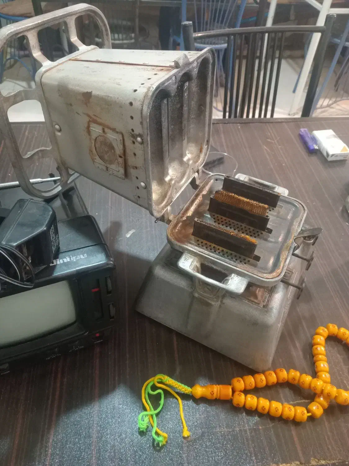 چراغ سه فیتیله قدیمی|کلکسیون اشیاء عتیقه|نیشابور, شهرک اندیشه|دیوار