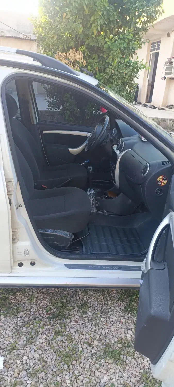 ساندرو استپ وی ۹۶|خودرو سواری و وانت|بوشهر, |دیوار