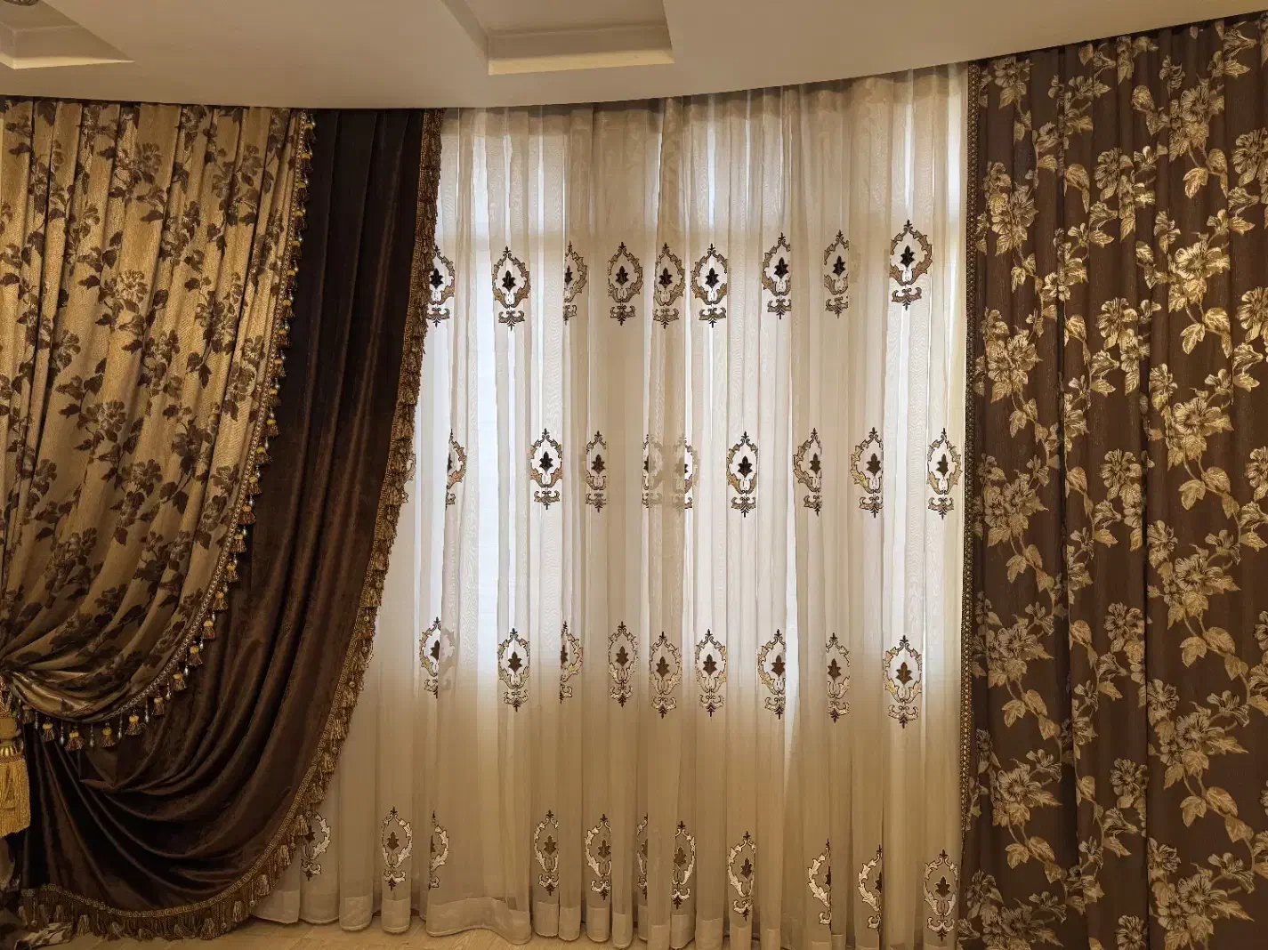 پرده ترک|پرده، رانر، رومیزی|کرج, عظیمیه|دیوار