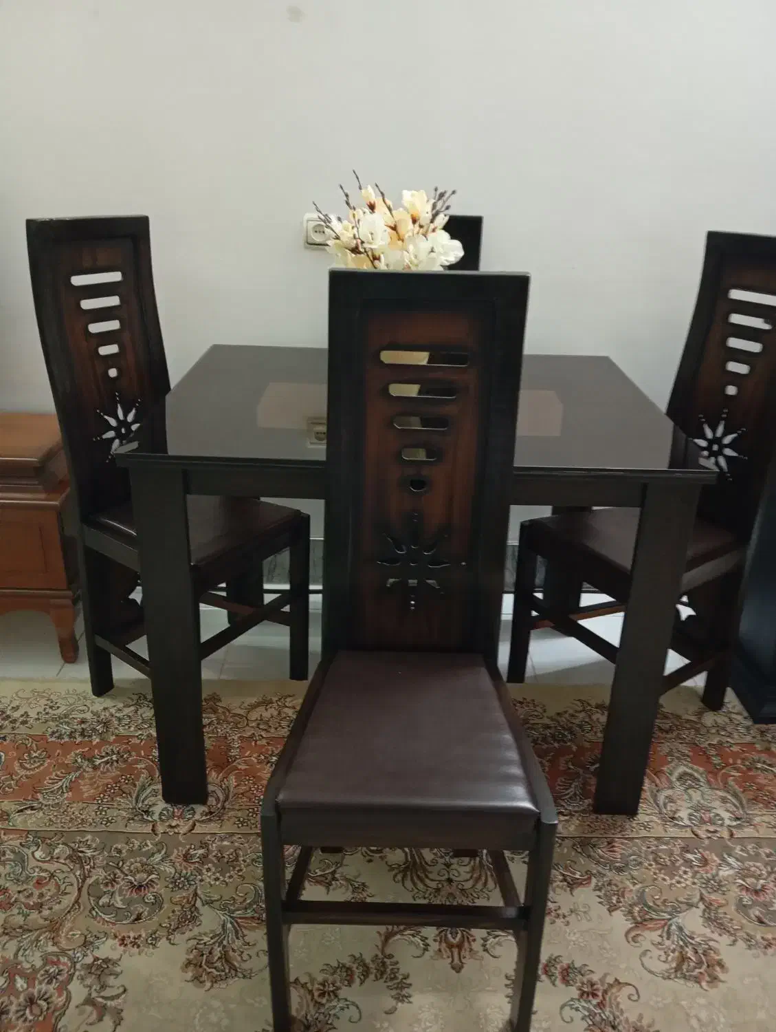 میزناهارخوری،چوبی،۴نفره|میز و صندلی غذاخوری|مشهد, ایثارگران|دیوار