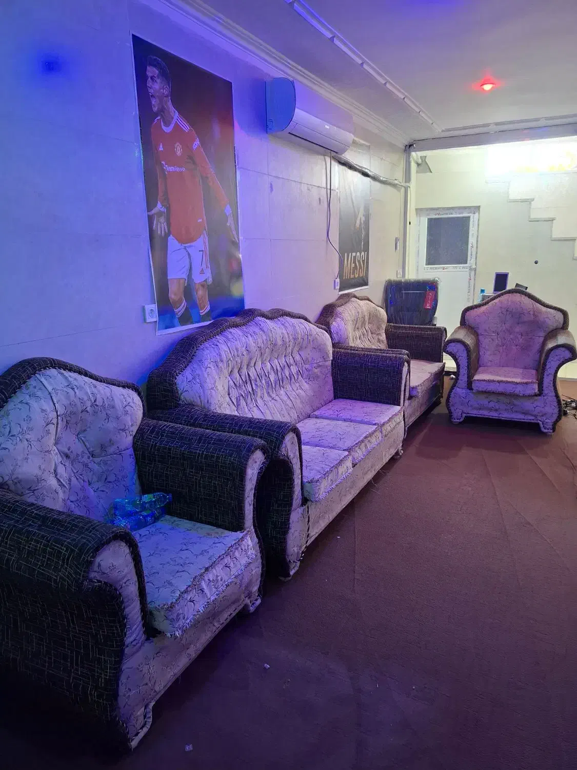 مبل|مبلمان خانگی و میز عسلی|مهریز, |دیوار