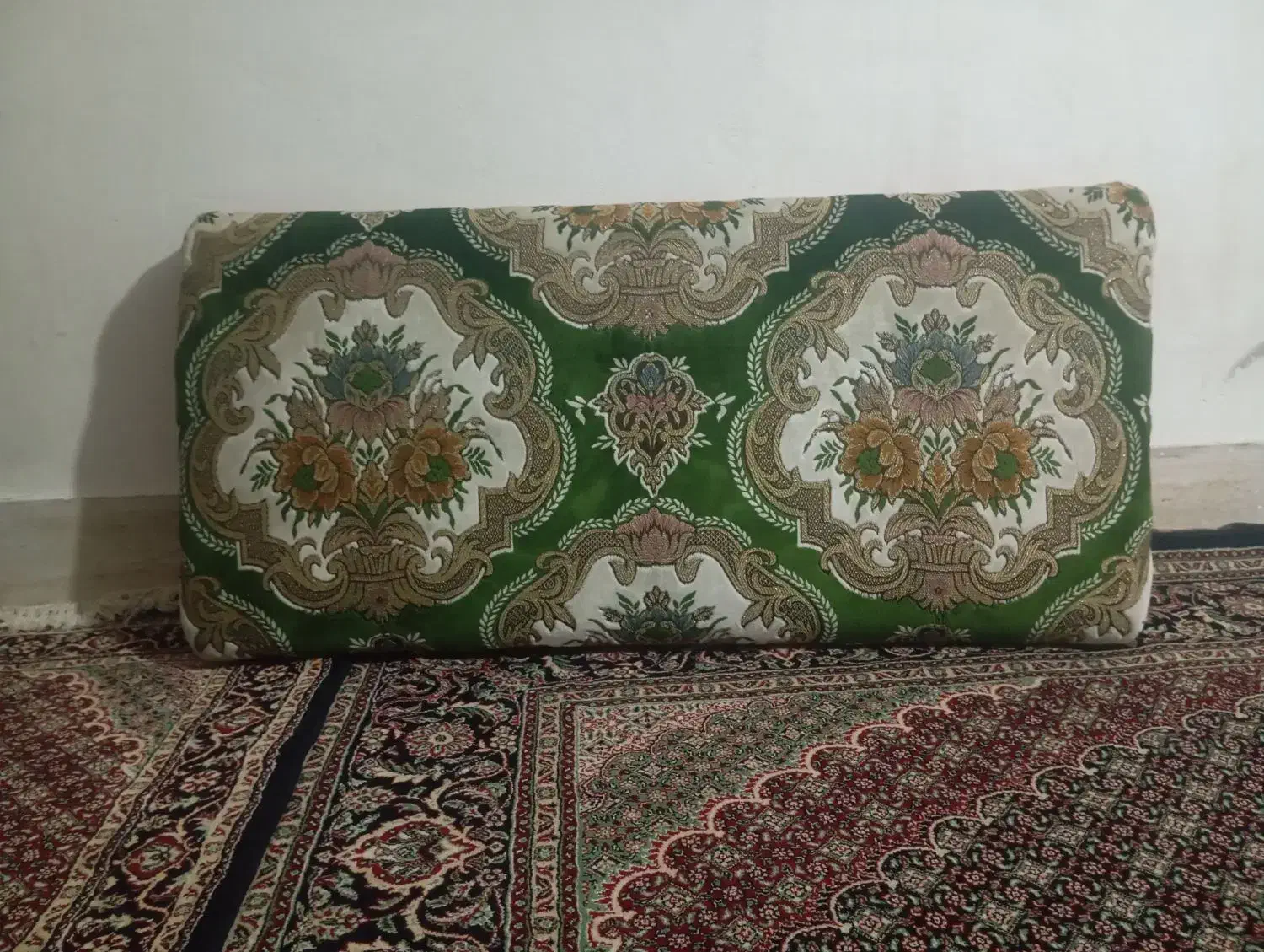 پشتی|پشتی|سرپل ذهاب, |دیوار