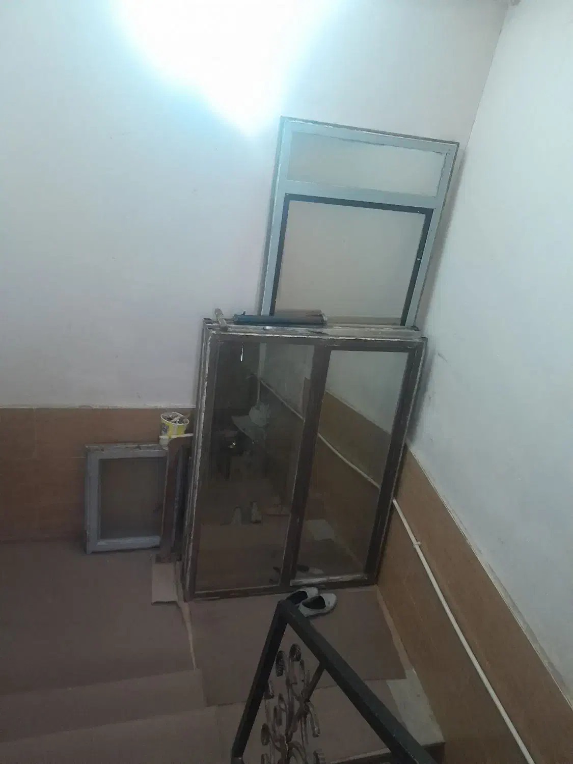 درب وپنجره سینک|مصالح و تجهیزات ساختمان|آبیک, |دیوار