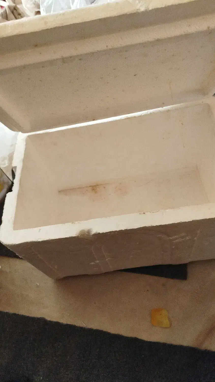 فروش جعبه. قاب. بستنی قدیمی|ظروف نگهدارنده، پلاستیکی، یکبارمصرف|همدان, |دیوار