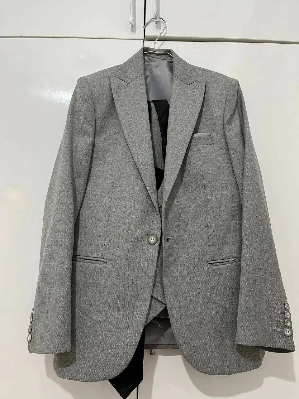 کت و شلوار سایز ۴۴|لباس|رشت, ساغری سازان|دیوار