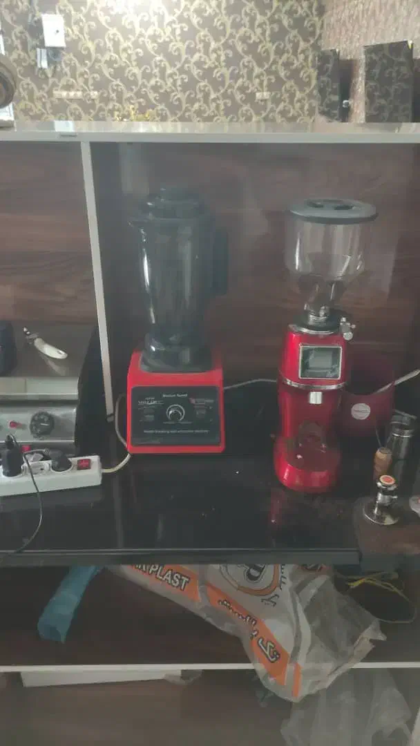 فروش کامل کافه قهوهای|کافیشاپ و رستوران|سراوان, |دیوار