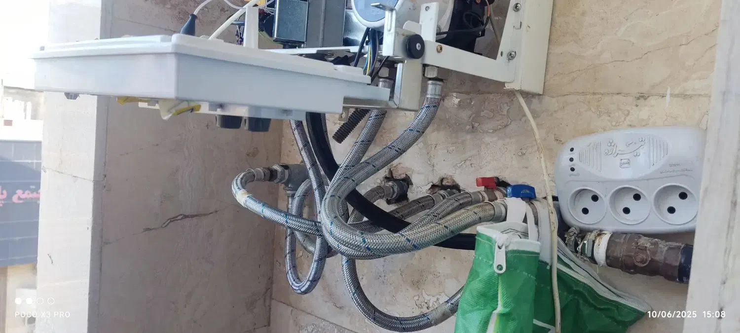 تاسیسات . لوله کشی . کولر . پکیج ترکیدگی لوله پمپ|خدمات پیشه و مهارت|مشهد, الهیه|دیوار