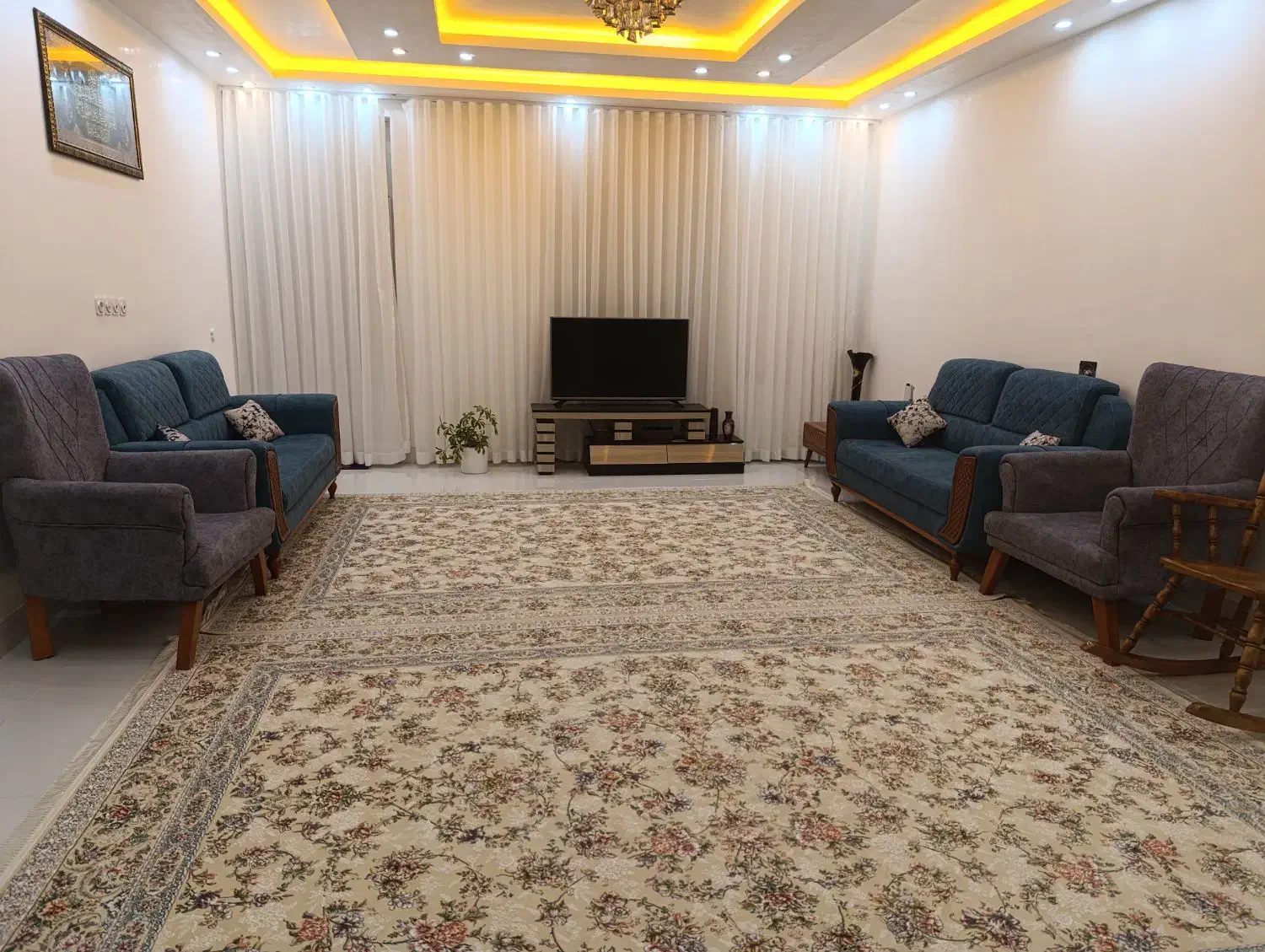 فروش مبل در حد نو|مبلمان خانگی و میز عسلی|فیروزآباد (فارس), |دیوار