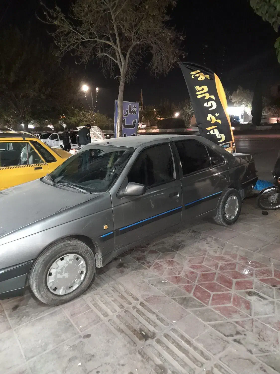 پژو ۴۰۵ مدل ۸۸|خودرو سواری و وانت|ورامین, شهرک ولیعصر|دیوار