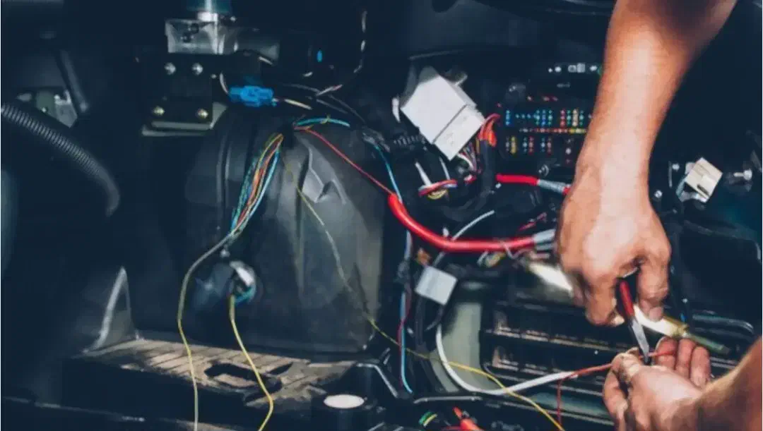 باطری سازی سیار شبانه روزی در کل قم|خدمات موتور و ماشین|قم, ولیعصر|دیوار