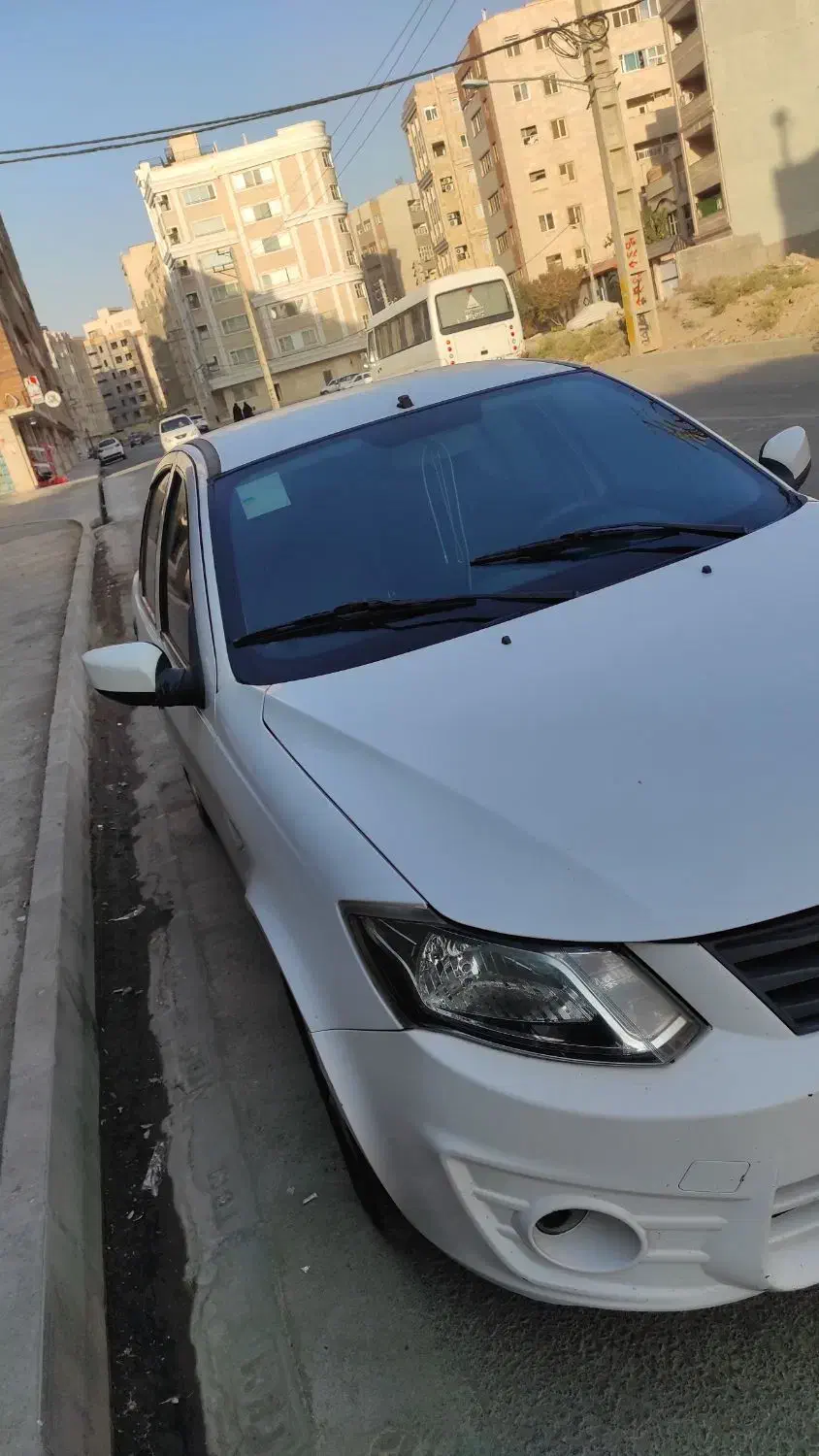 ساینا کم کار 98|خودرو سواری و وانت|قم, پردیسان|دیوار