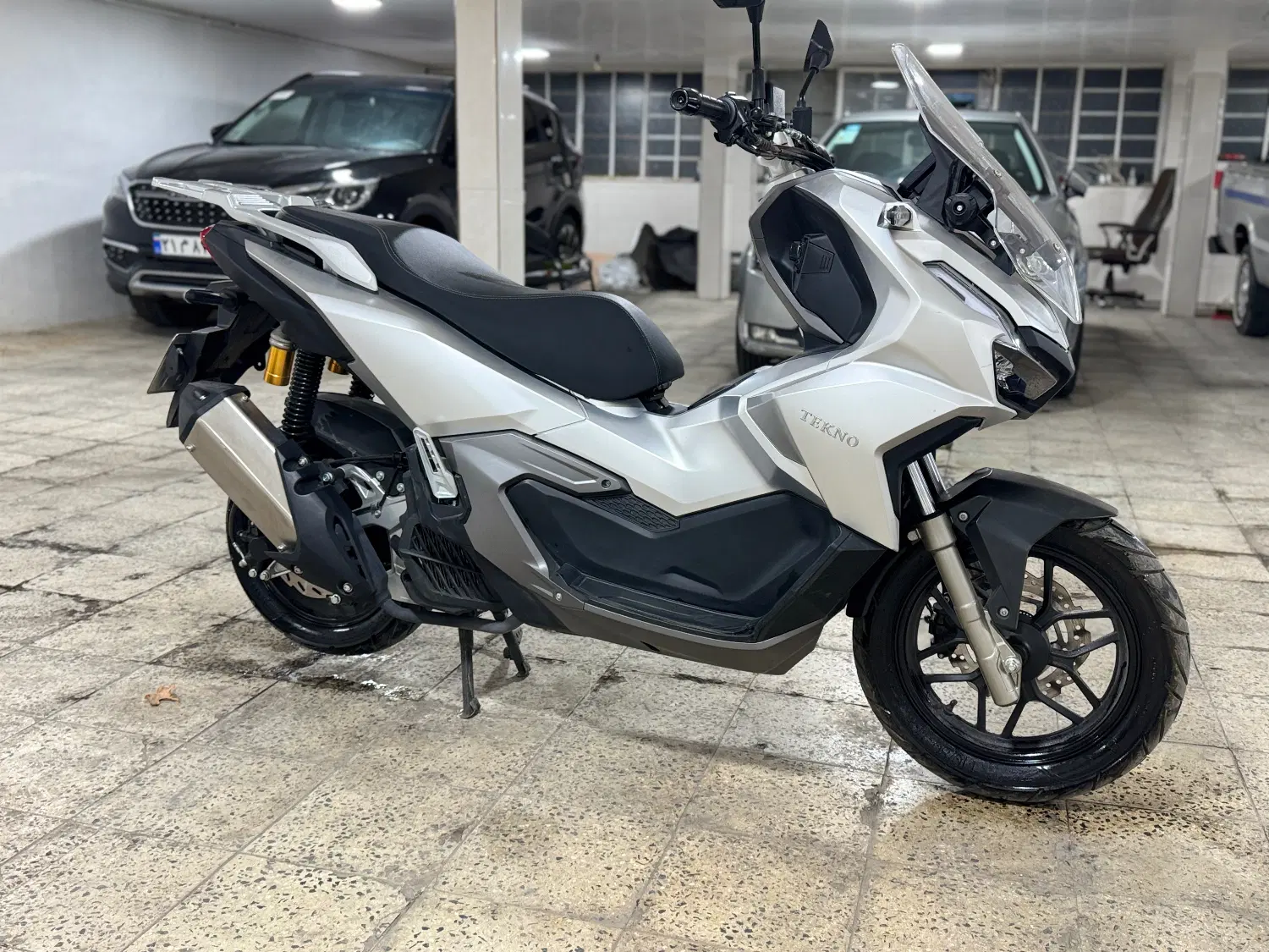 Adv150توسن|موتورسیکلت|اراک, |دیوار