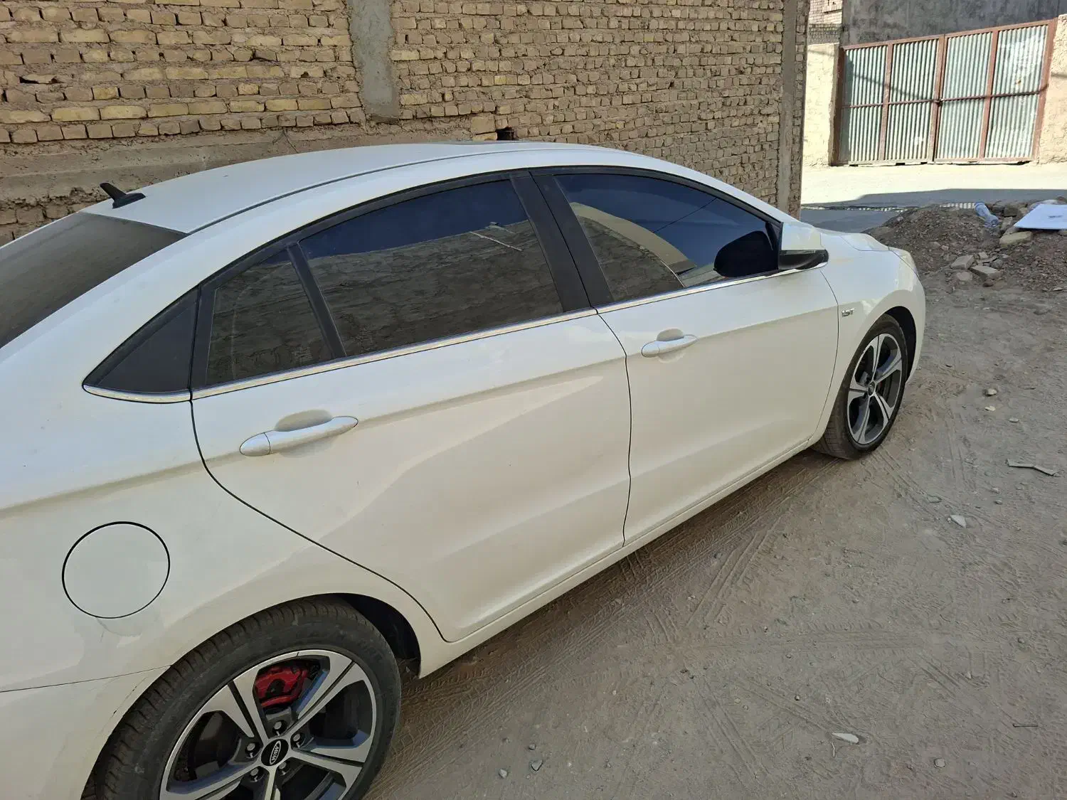 فروش آریزو 5 کم کار|خودرو سواری و وانت|یزد, |دیوار