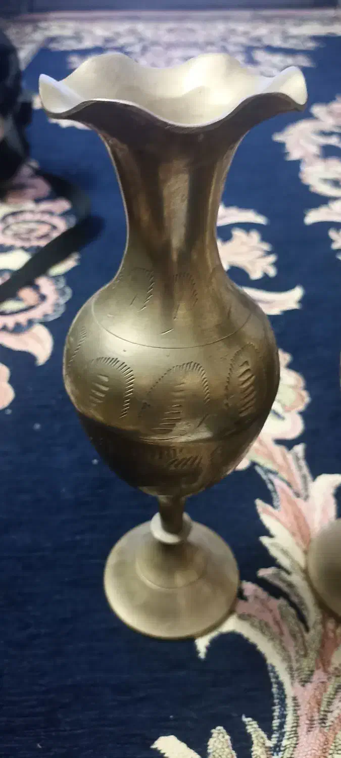 گلدان برنجی|گل مصنوعی|اسلام‌شهر, شهرک واوان|دیوار
