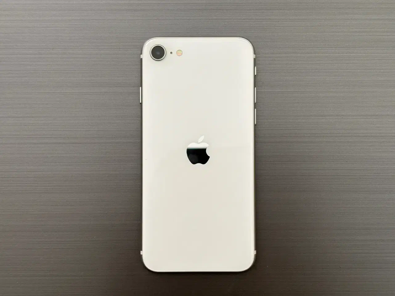 آیفون iPhone se 2020 (2nd gen)|موبایل|تهران, الهیه|دیوار