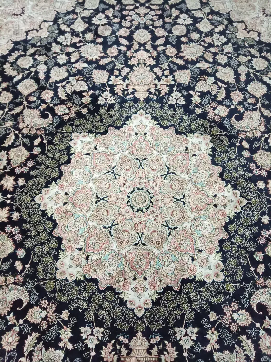 فرش|فرش|نیشابور, مبارکه|دیوار