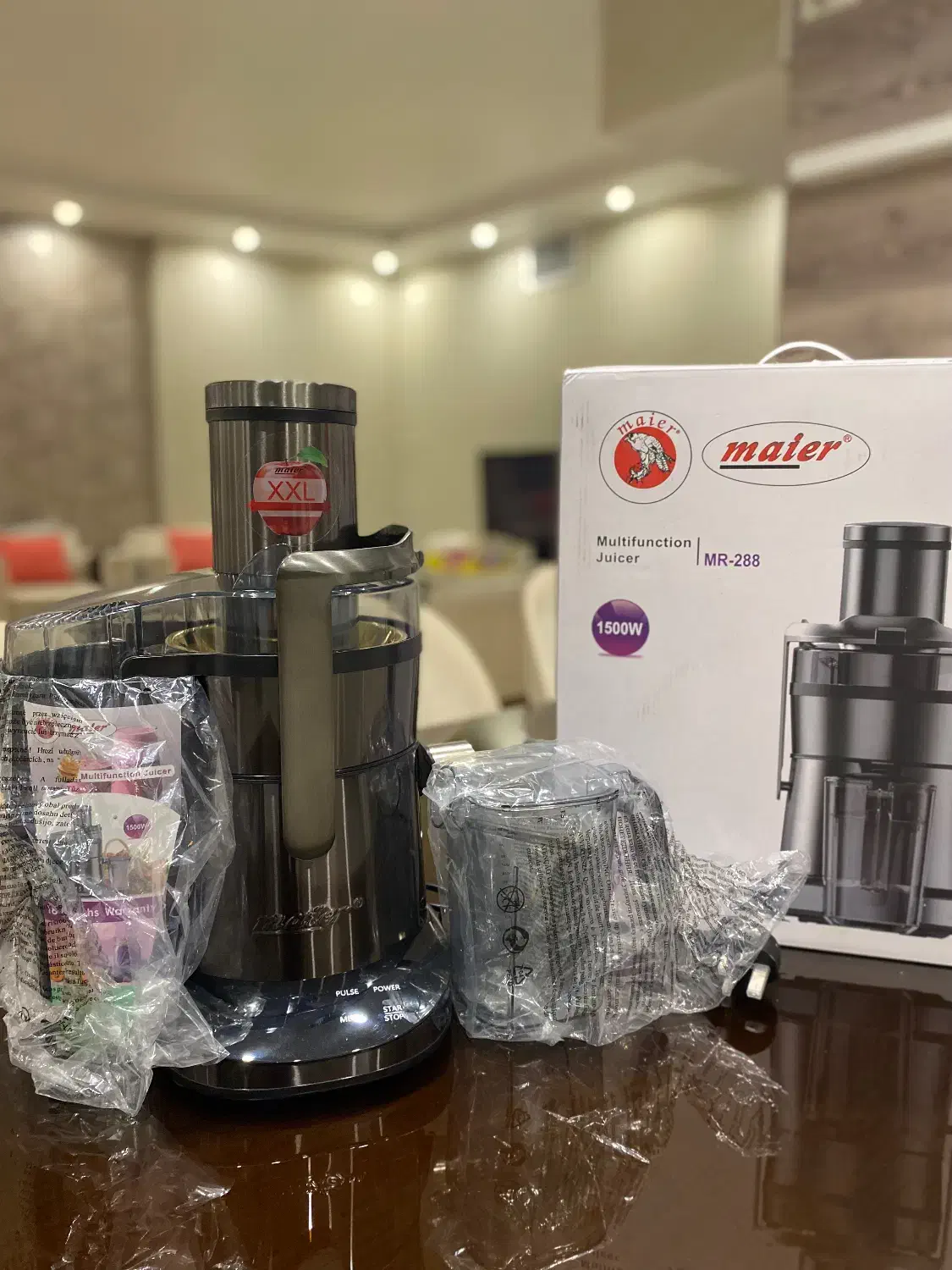 آبمیوه گیری مایر (Maier) و توستر بوش (Bosch)|سایر لوازم برقی|مشهد, چهارچشمه|دیوار