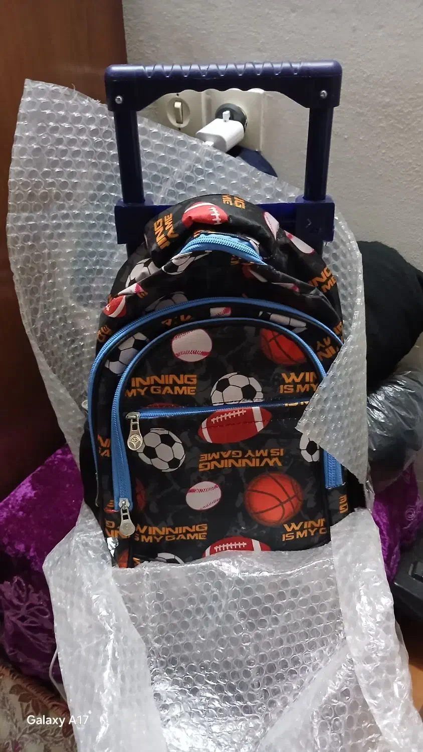 کیف نو و چرخ دار|کیف، کفش، کمربند|اصفهان, بهارستان|دیوار