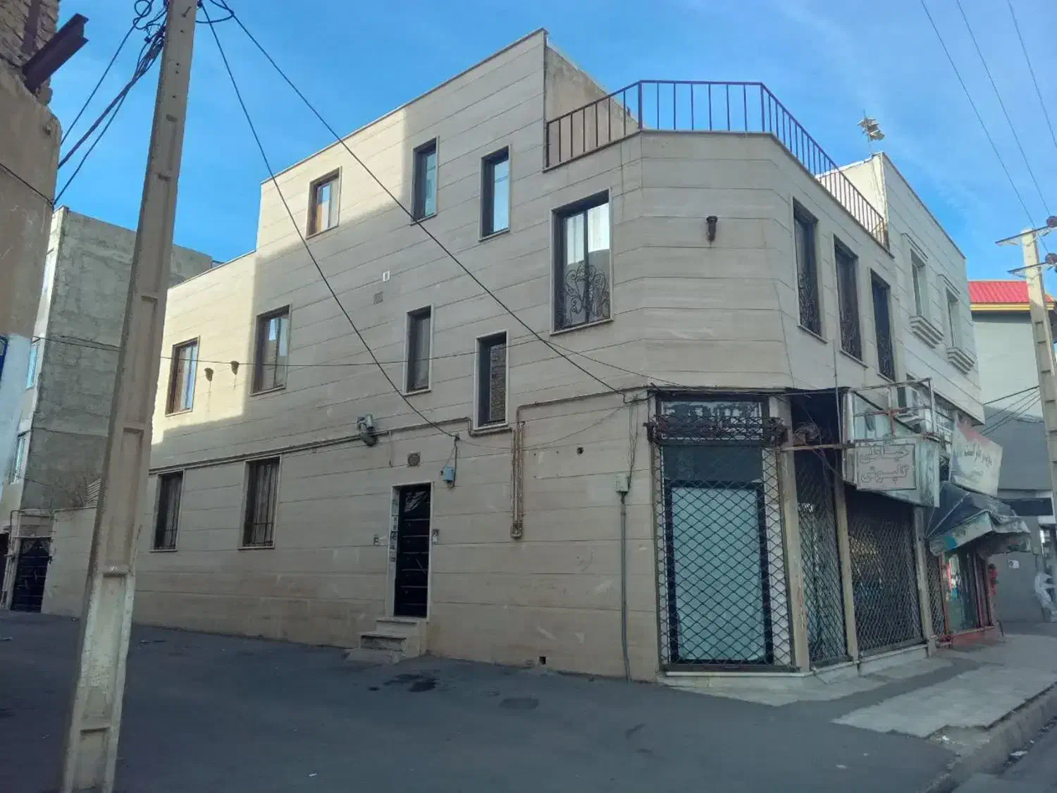 خانه ۱۶۵ متری با تمامی امکانات|فروش آپارتمان|محمدیه-قزوین, |دیوار