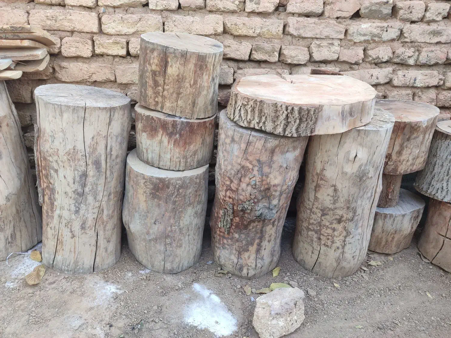 کنده برای صندلی باغ وویلا|میز و صندلی غذاخوری|سمیرم, |دیوار