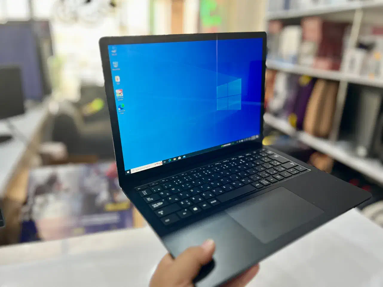 سرفیس لب تاب ۳ نقد / اقساط|رایانه همراه|برازجان, |دیوار