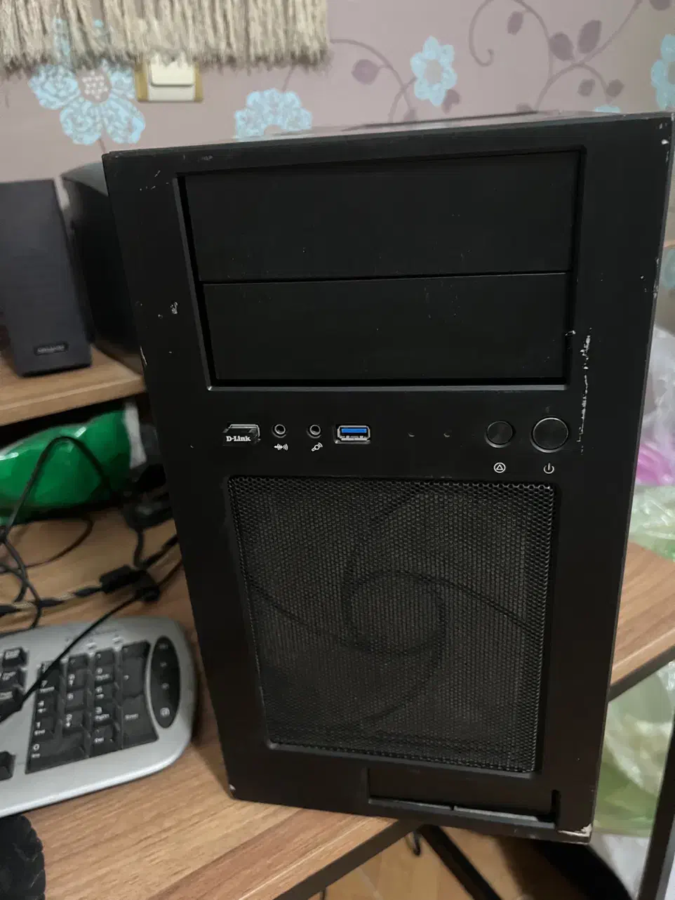 سیستم گیمینگ رندرینگ طراحی ،مانیتور ال جی و کیبورد|رایانه رومیزی|تهران, قناتکوثر|دیوار