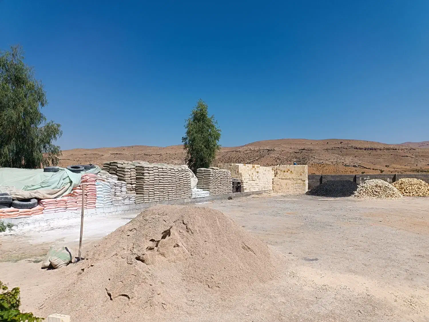 فروش عمده و خرده انواع مصالح ساختمانی|مصالح و تجهیزات ساختمان|شیراز, حومه شیراز|دیوار