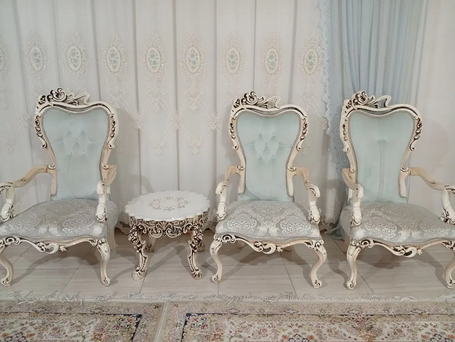 مبل سلطنتی همراه میز غذاخوری|مبلمان خانگی و میز عسلی|قدس, شهرقدس|دیوار