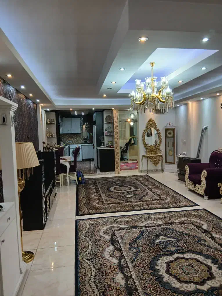 ۱۰۵ متر واحد مسکونی طبقه اول|فروش آپارتمان|محمدشهر, عباس آباد|دیوار