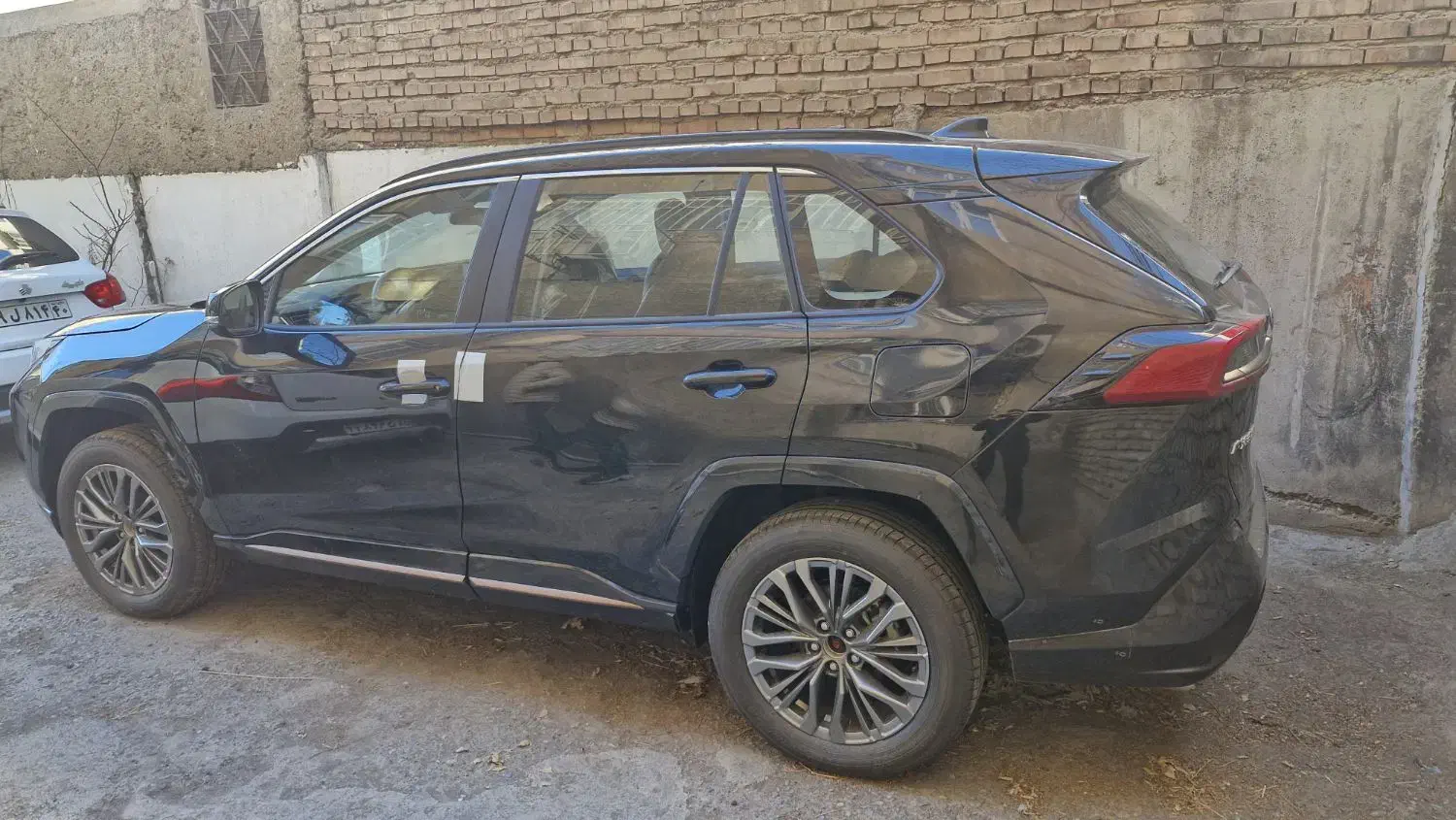 تویوتا وایلد لندر|خودرو سواری و وانت|ری, دولتآباد|دیوار