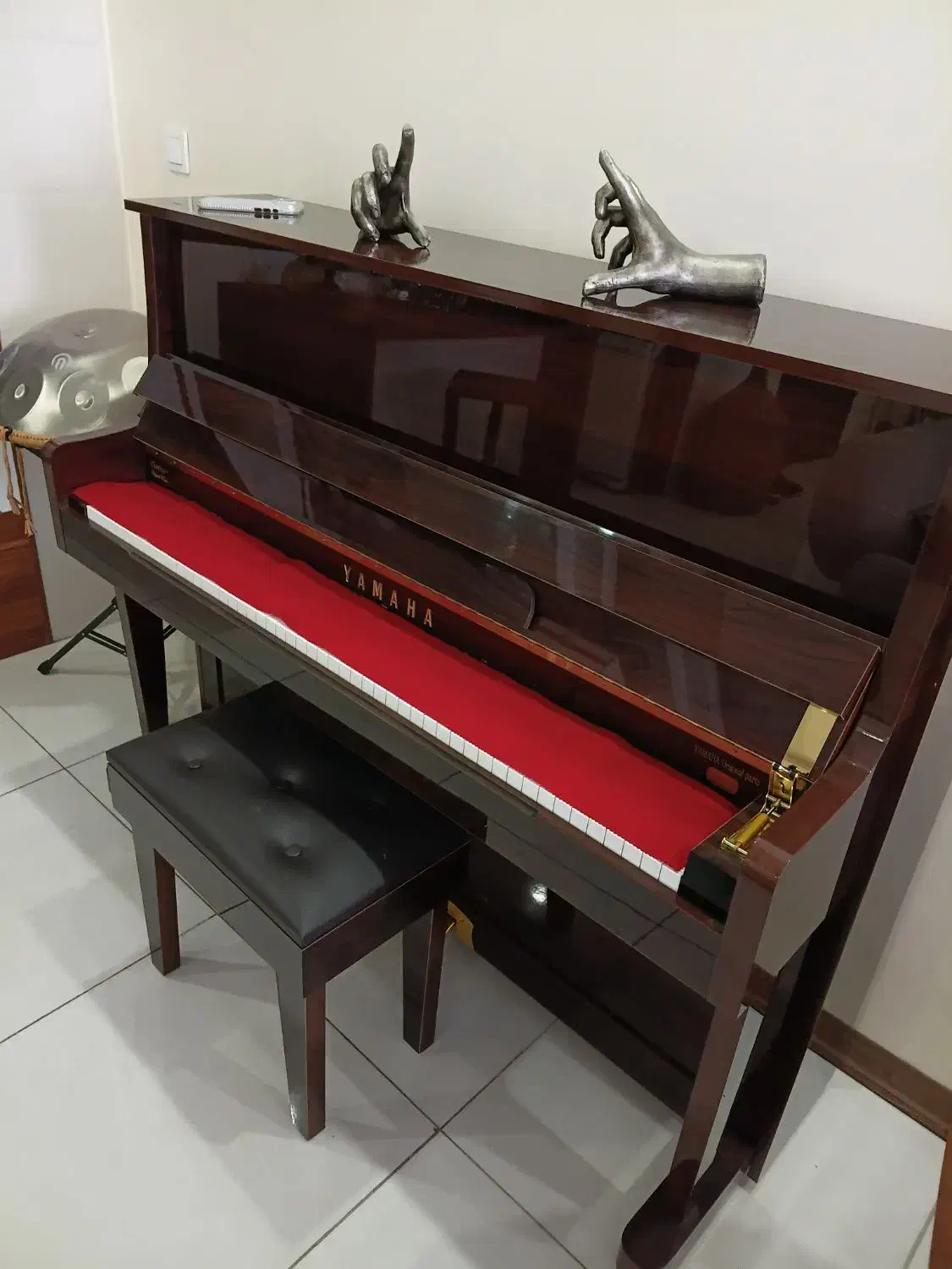 پیانو Yamaha طرح آگوستیک|پیانو، کیبورد، آکاردئون|کرج, ساماندهی|دیوار