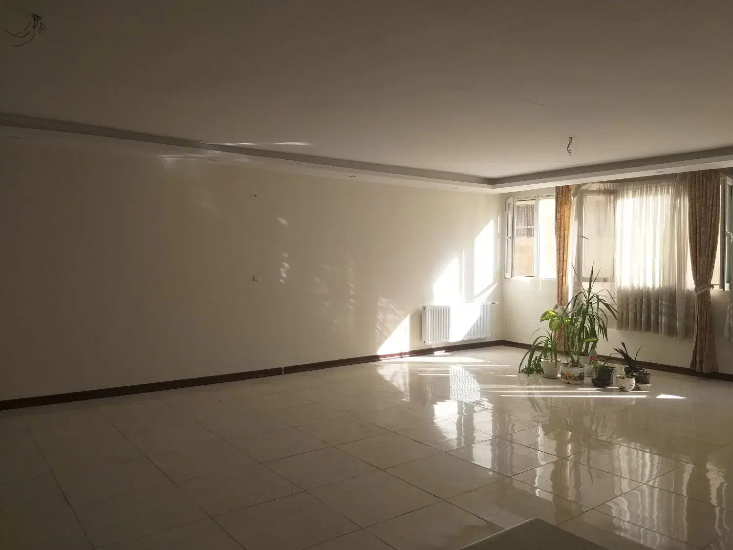 آپارتمان اجاره ای/پارکینگ اختصاصی/آفتابگیر/۳خواب|اجارهٔ آپارتمان|کرج, گلشهر|دیوار