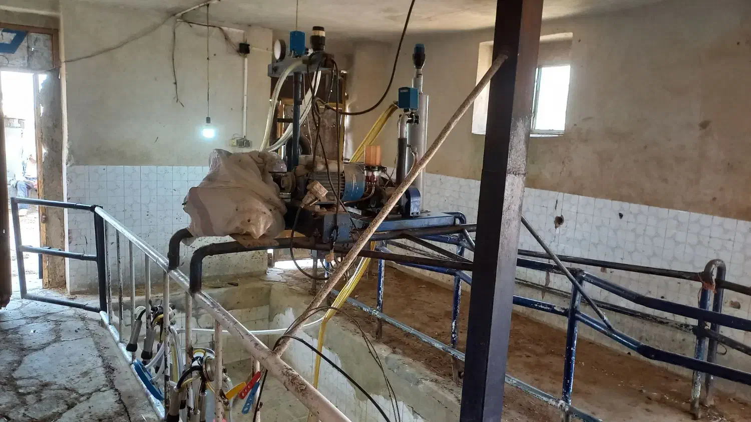 شیردوش صنعتی|ماشین‌آلات صنعتی|چوار, |دیوار