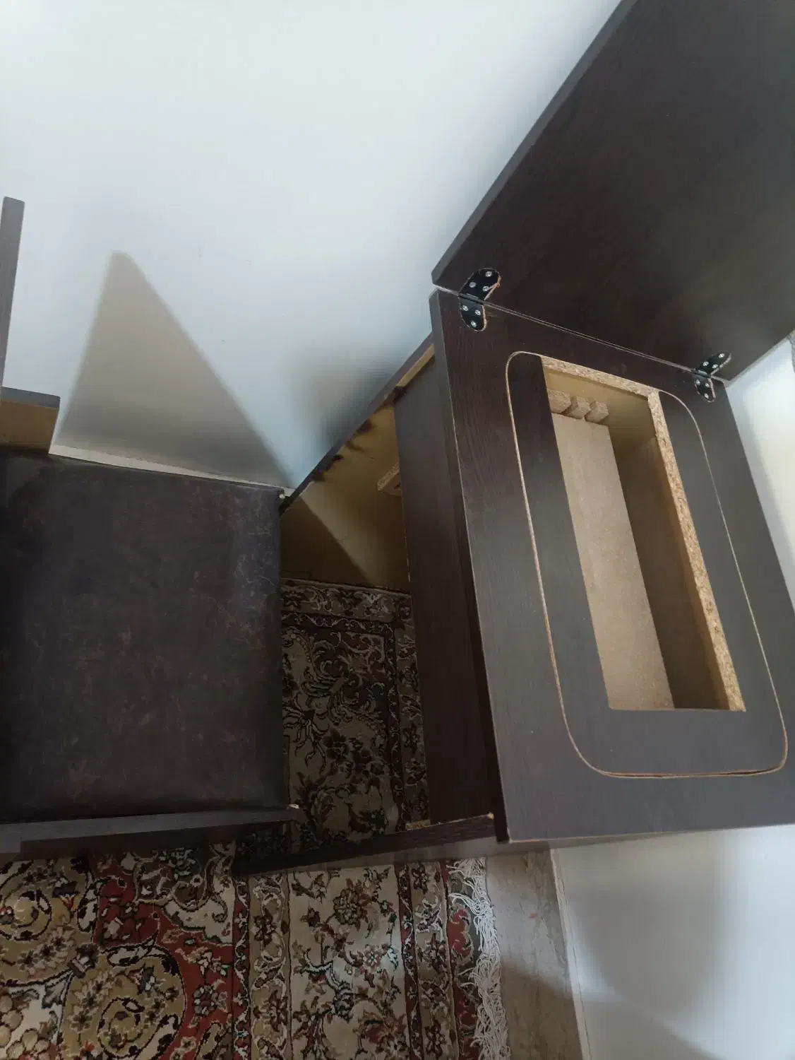 میز چرخ خیاطی و چرخ خیاطی|چرخ خیاطی و ریسندگی|آباده, |دیوار