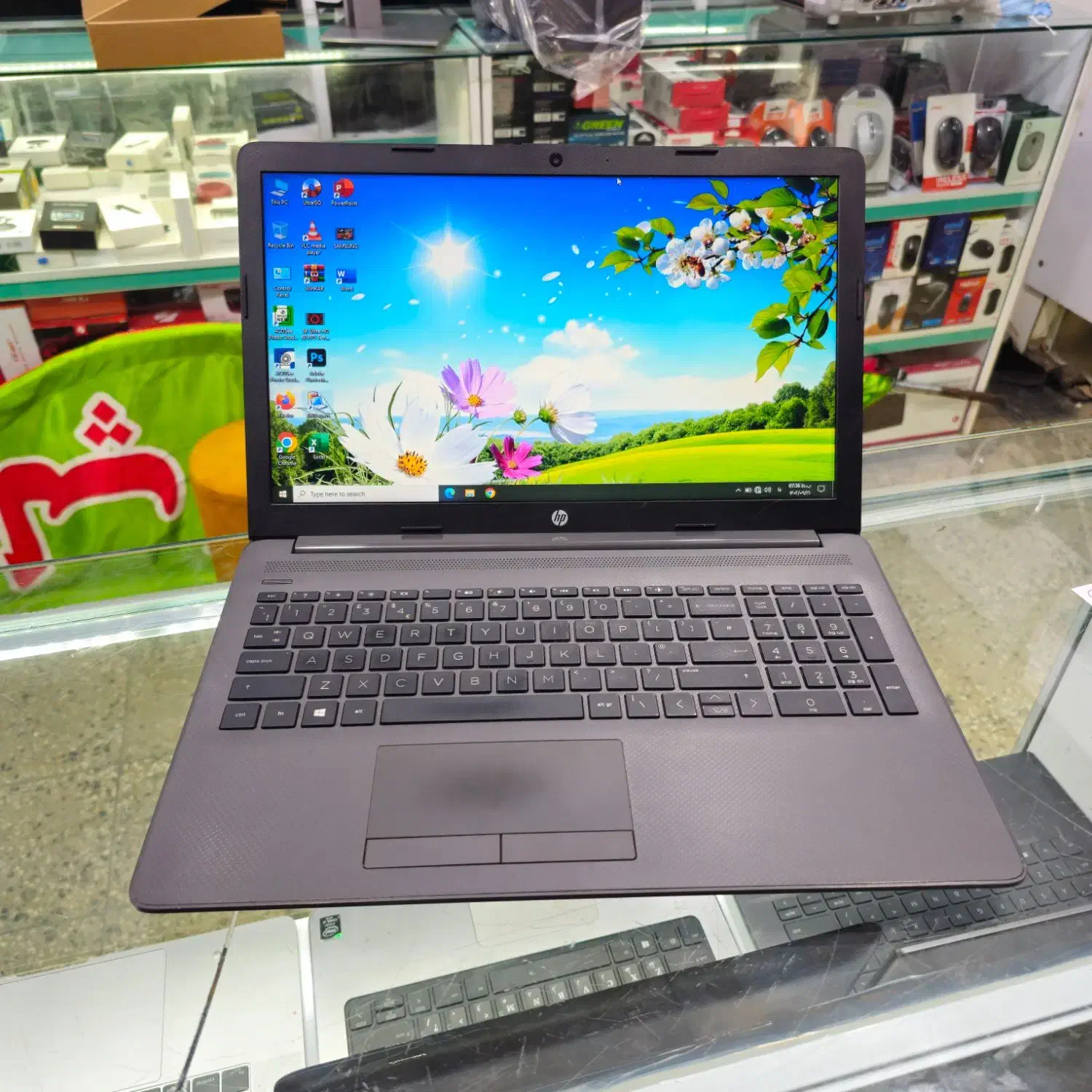 لپتاپ HP NOTEBOOK 255 بسیار تمیز و کاملا سالم|رایانه همراه|یاسوج, |دیوار