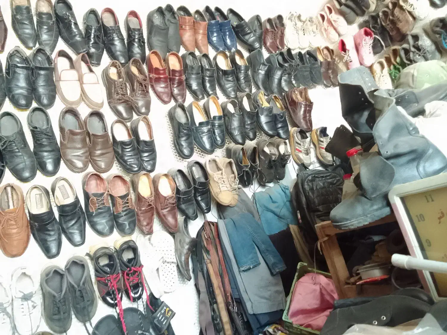 فروش انواع کیف وکفش چرم با قیمت مناسب|کیف، کفش، کمربند|نیشابور, رحمت آباد|دیوار