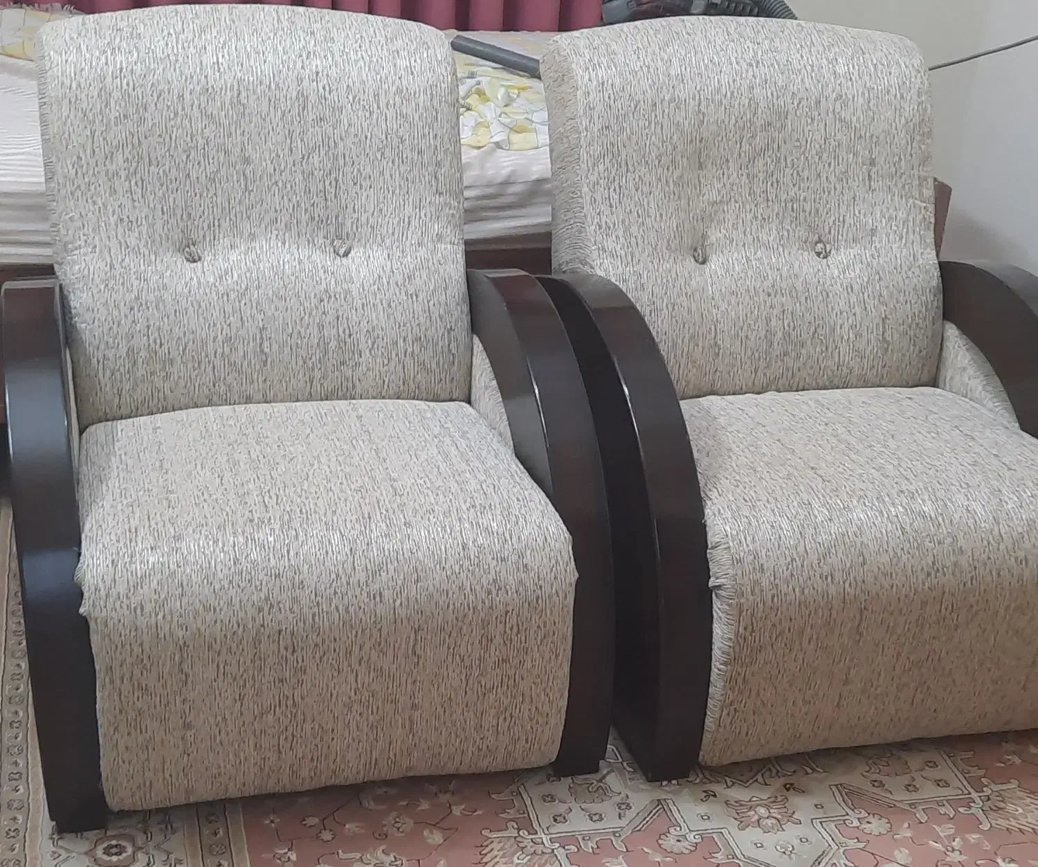 مبل راحتی پارچه ای(کاناپه) ۷نفره با میز پذیرایی|مبلمان خانگی و میز عسلی|بابل, |دیوار