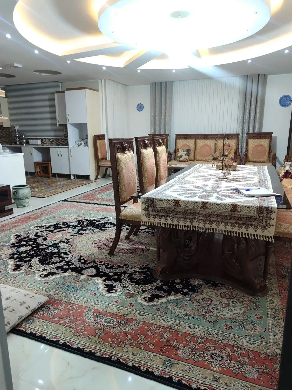 هشت بهشت فرشتگان/3 طبقه با هم/385متر/8 خواب|فروش خانه و ویلا|شاهینشهر, شهرک هشت بهشت|دیوار